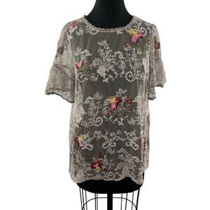 SUNDANCE Beige Blouse Floral Lace Embroidered Flutter Sleeve Size Medium M